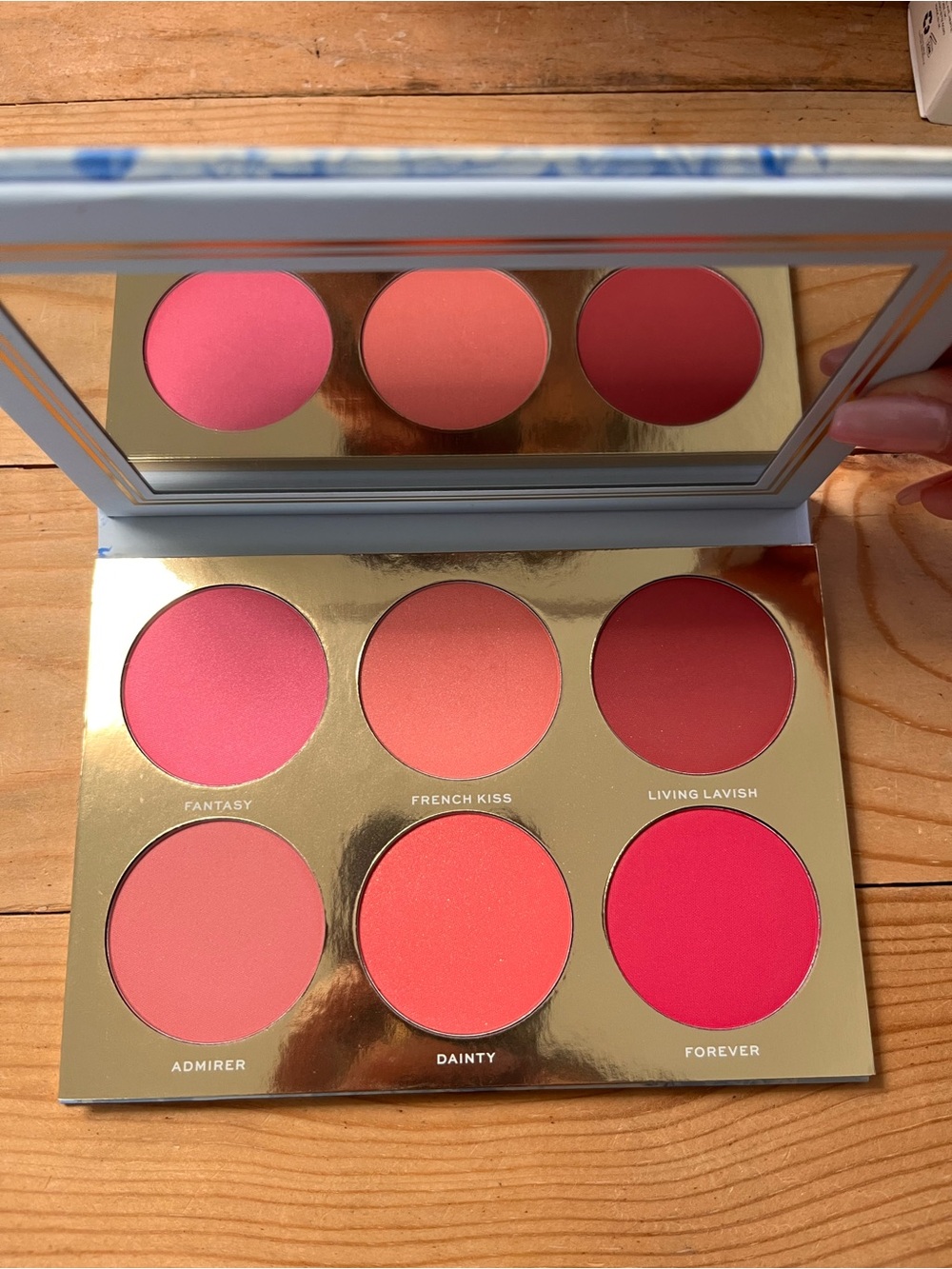 Jaclyn Cosmetics Rouge Romance: Affair Blush Palette new no box DISCONTINUED